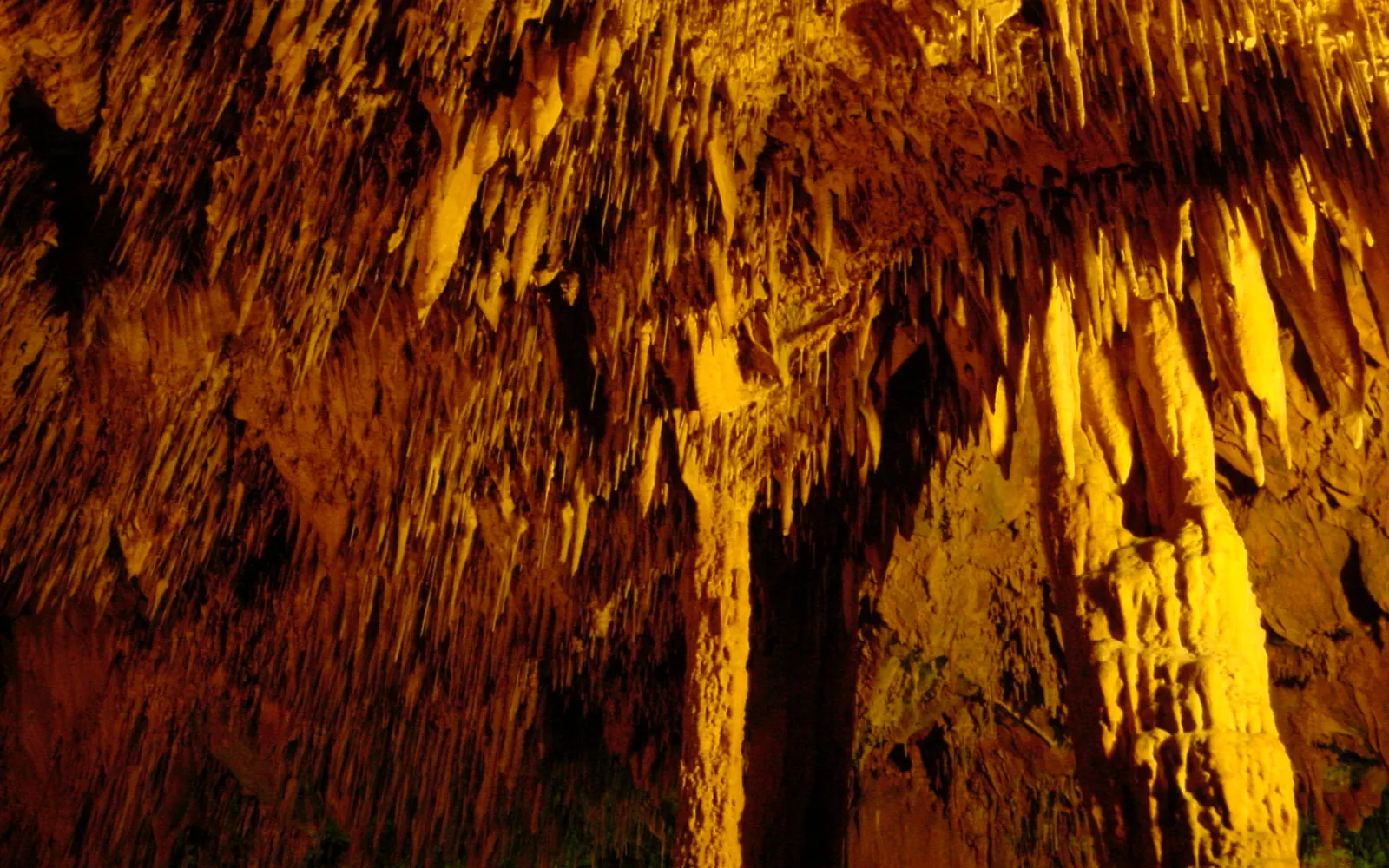 Damlataş Cave